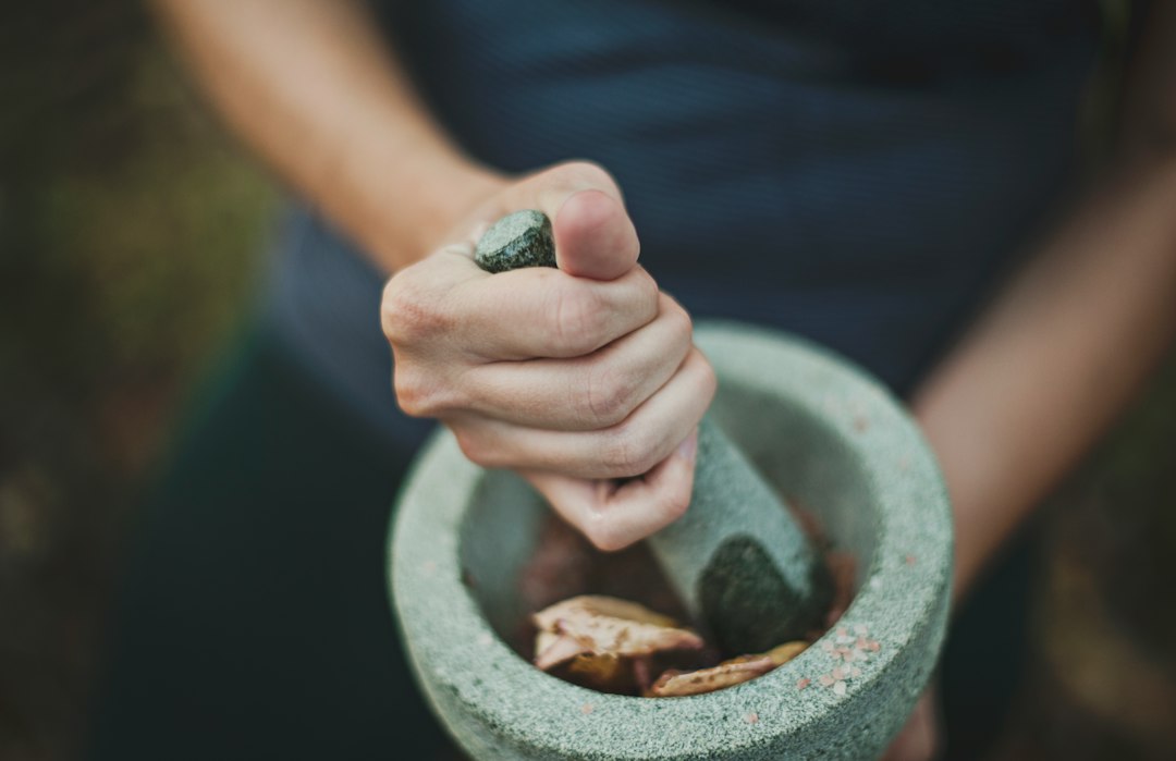The Power of Scent: Exploring the Aromatic Healing Benefits of Fragrances